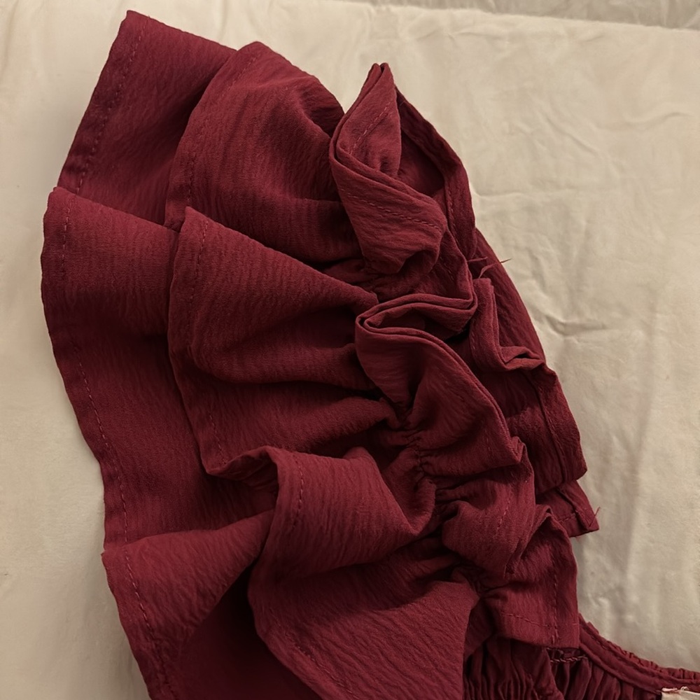 Women’s Ruffle Sleeved Midi Dress - Picture 4 of 4
